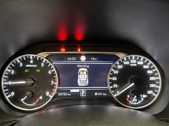 Nissan Juke 17 of 30