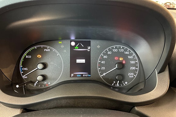 Toyota Yaris 14 of 18