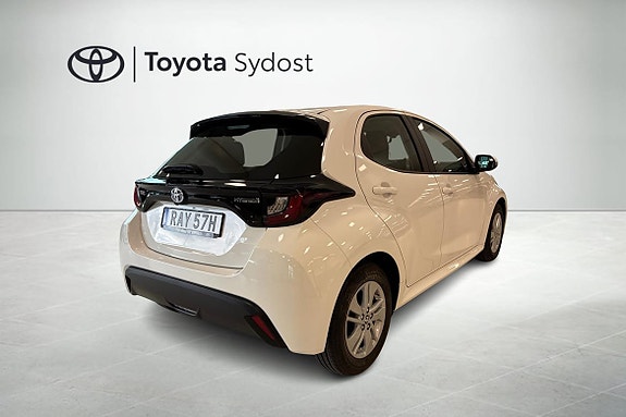 Toyota Yaris 17 of 18
