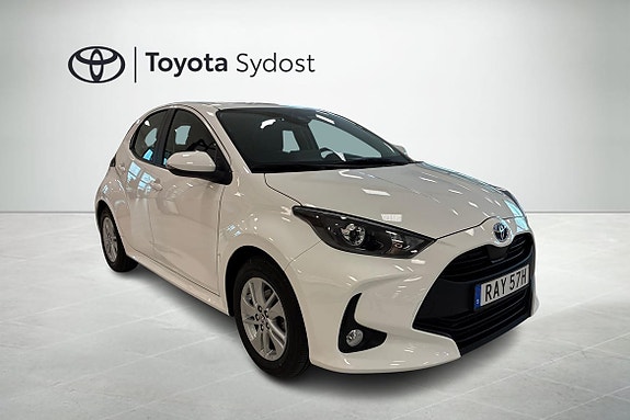Toyota Yaris 18 of 18