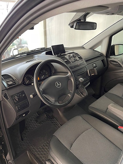 Mercedes-Benz Vito 113 4 of 5