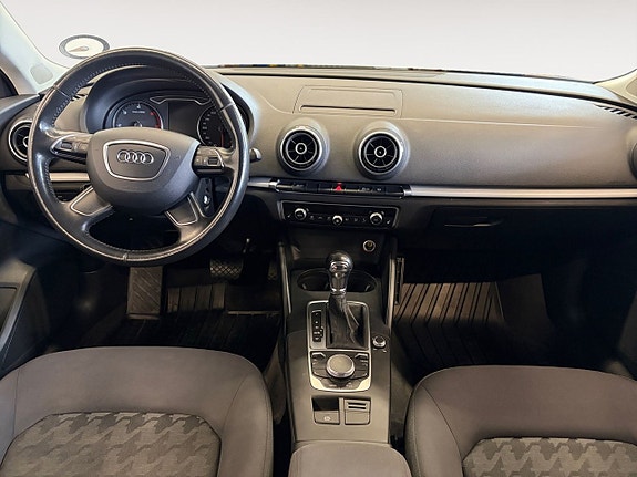 Audi A3 10 of 22