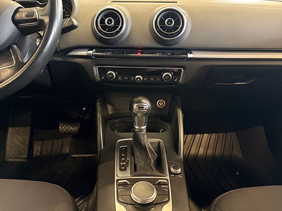 Audi A3 11 of 22