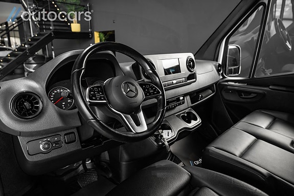 Mercedes-Benz Sprinter 317 16 of 30