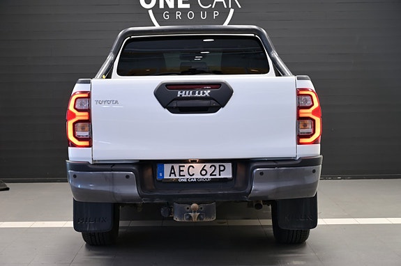 Toyota HiLux 5 of 25