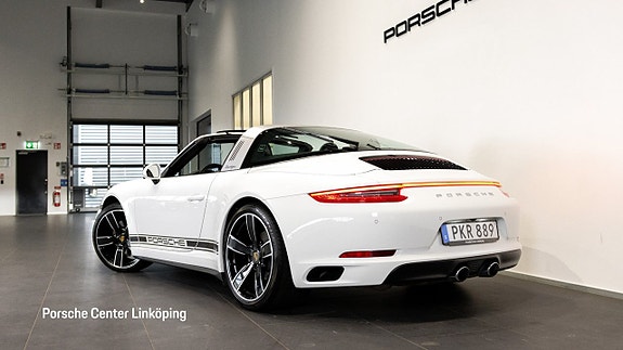 Porsche 911 Targa 4 5 of 5