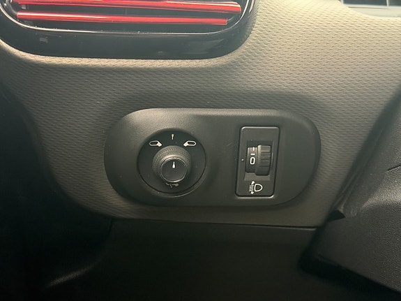 Citroen C4 Cactus 25 of 29