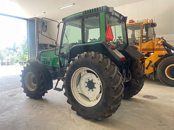 Traktor VALMET 6200 4 of 6