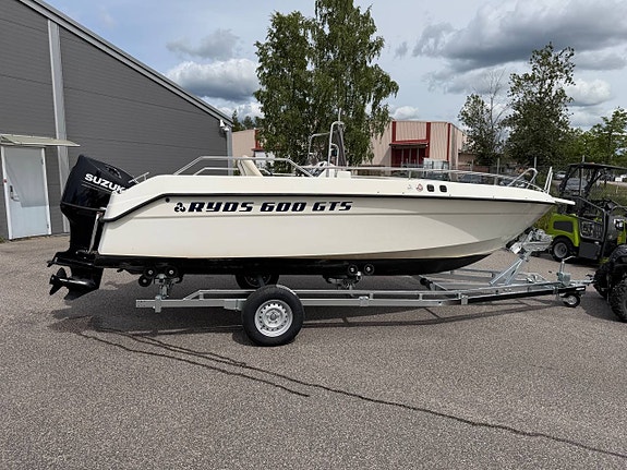 RYDS 600 GTS - 95 MED sUZUKI 140 HK - 2021 45 TIMMAR 2 of 11
