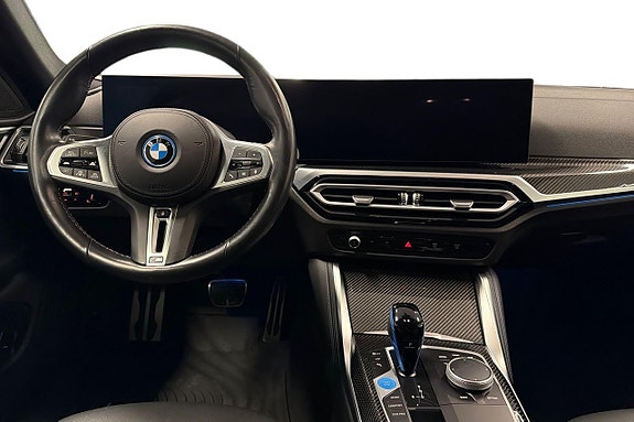 BMW i4 8 of 18