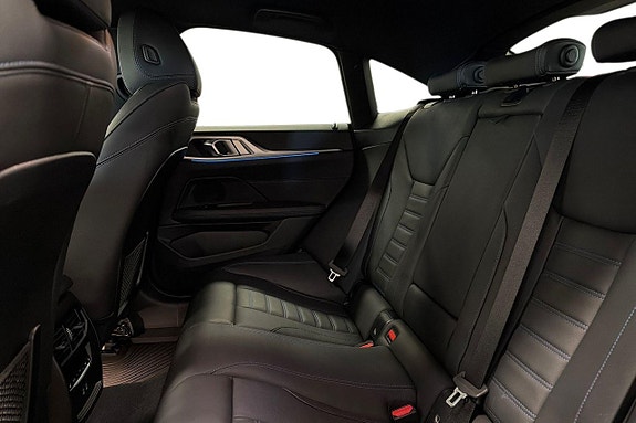 BMW i4 11 of 18
