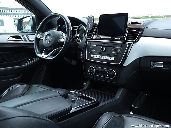 Mercedes-Benz GLE350 de 8 of 23