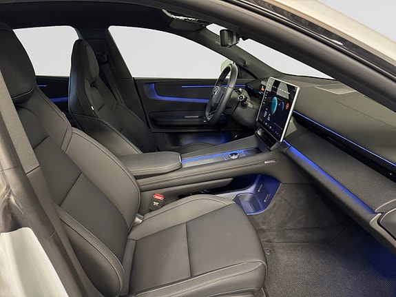 Polestar 4 17 of 23