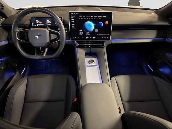Polestar 4 12 of 23