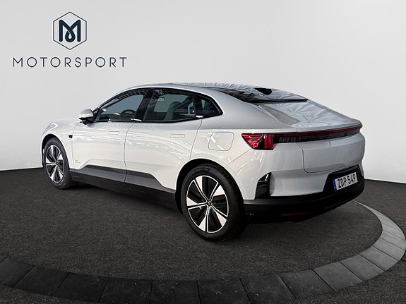 Polestar 4 5 of 22