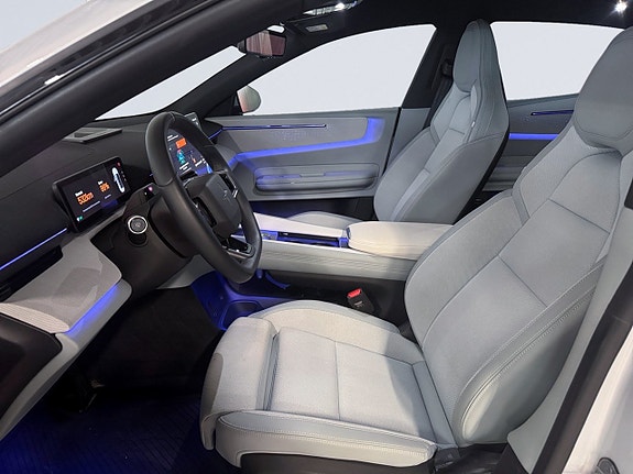 Polestar 4 11 of 22