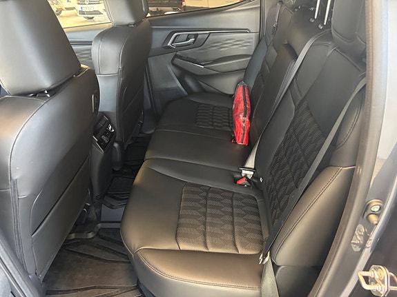 Isuzu D-max 5 of 5
