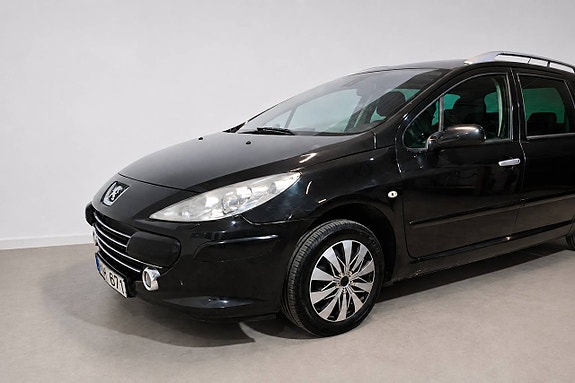 Peugeot 307 SW 3 of 21
