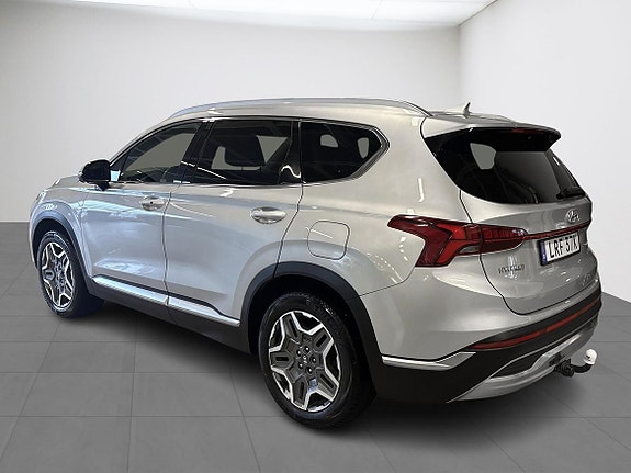 Hyundai Santa Fe 3 of 5