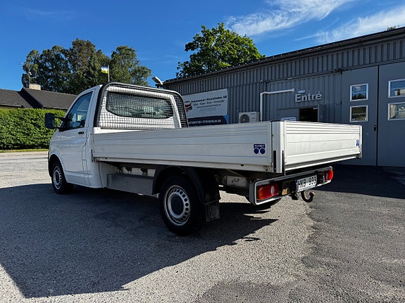 Volkswagen Transporter 2 of 5