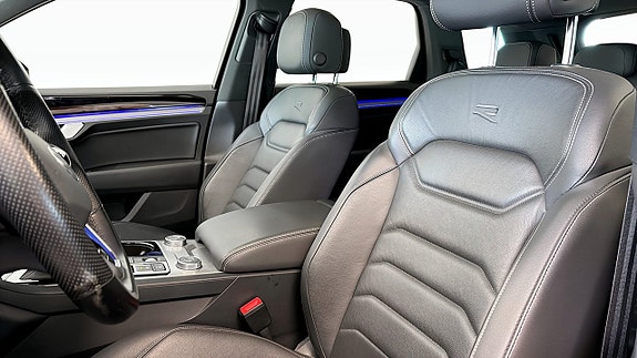 Volkswagen Touareg 8 of 23