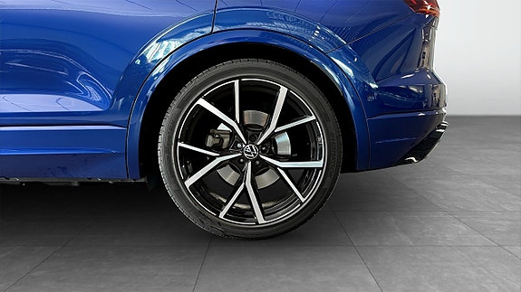 Volkswagen Touareg 6 of 23