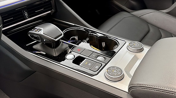 Volkswagen Touareg 16 of 23