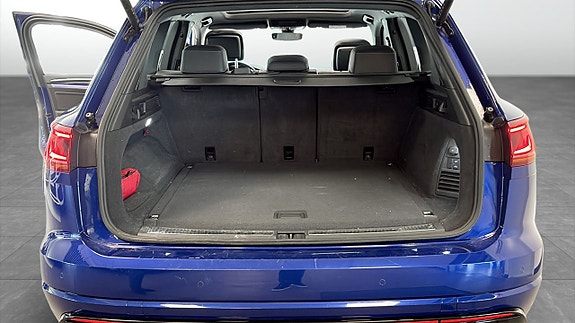 Volkswagen Touareg 13 of 23