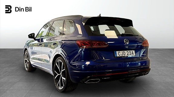 Volkswagen Touareg 3 of 23