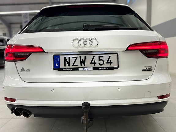 Audi A4 6 of 30