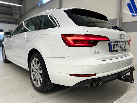 Audi A4 4 of 30