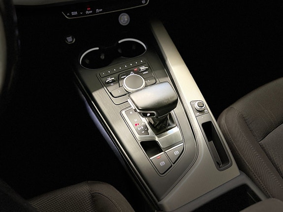 Audi A4 26 of 30