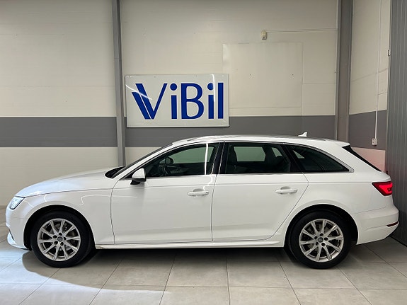 Audi A4 3 of 30