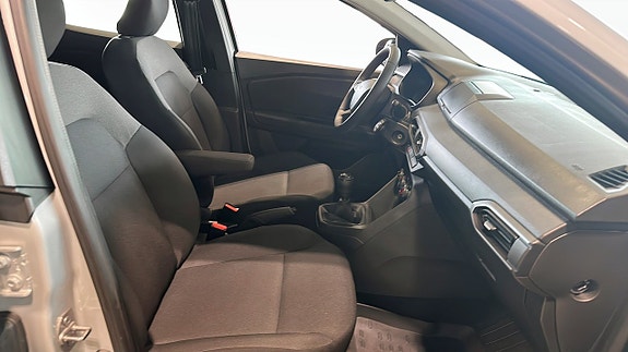 Dacia Sandero 3 of 5