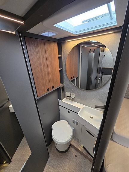 Hymer B-MC I 680 Facelift 10 of 16