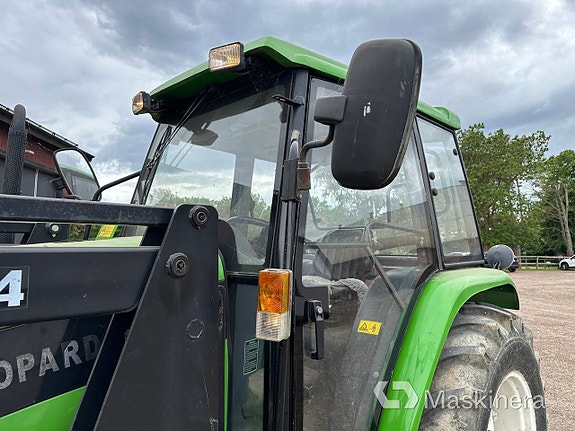 Traktor Foton Europard FT70 + lastare & redskap 13 of 27