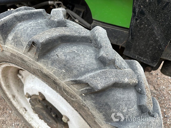 Traktor Foton Europard FT70 + lastare & redskap 25 of 27