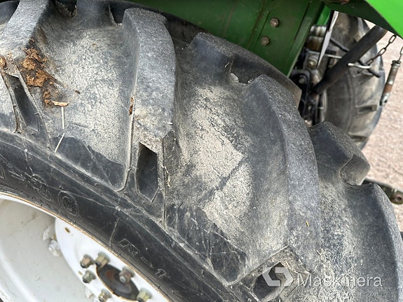 Traktor Foton Europard FT70 + lastare & redskap 9 of 27