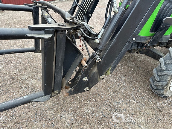 Traktor Foton Europard FT70 + lastare & redskap 16 of 27