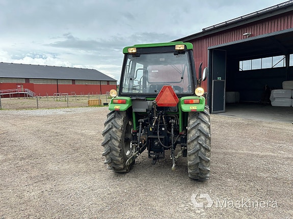 Traktor Foton Europard FT70 + lastare & redskap 4 of 27