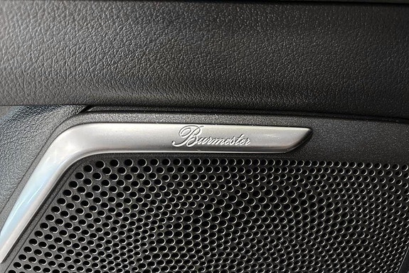Mercedes-Benz V300 23 of 23
