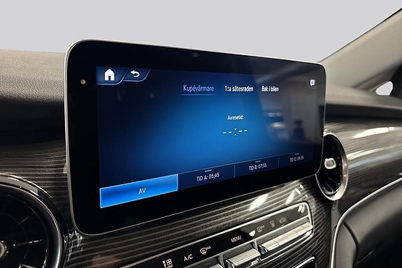 Mercedes-Benz V300 20 of 23