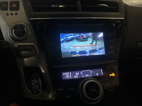 Toyota Prius+ 11 of 14
