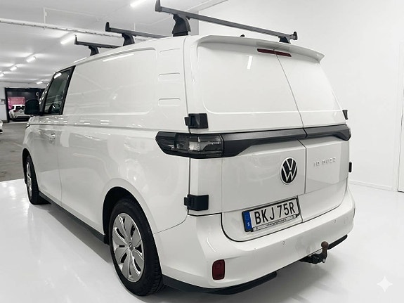 Volkswagen ID. Buzz 4 of 12