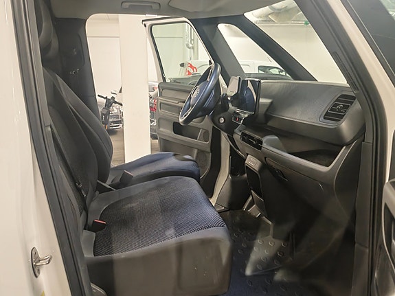 Volkswagen ID. Buzz 8 of 12