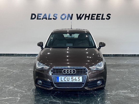 Audi A1 4 of 5