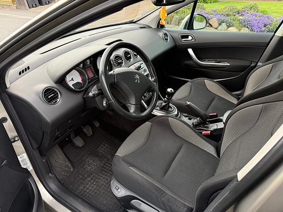 Peugeot 308 5 of 5