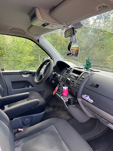Volkswagen Transporter 2 of 3