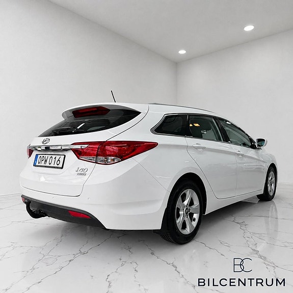 Hyundai i40 4 of 5