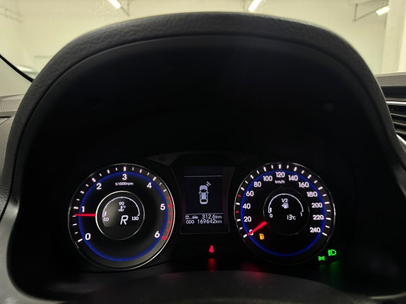 Hyundai i40 14 of 24
